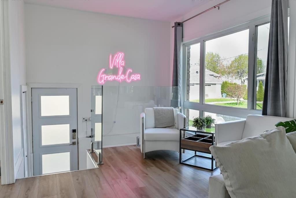 Villa luxueuse avec vue sur le fleuve Villa GrandeCasa Trois-Rivières Extérieur photo